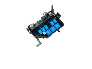 Блок предохранителей 080922 KIA Ceed