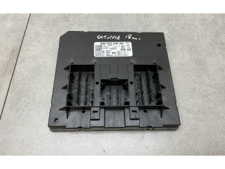 Блок комфорта 5Q0937086BQ Skoda Octavia Mk3 (5E)