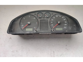 Přístrojová deska Volkswagen Transporter - Caravelle T5 2005 7H0920851R, VWZ770H0018261