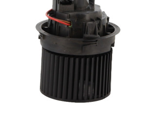 Вентилятор печки    272107379R   Dacia Sandero