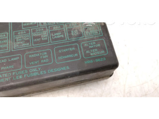 Блок предохранителей PR02000000, MB629083 Mitsubishi Colt