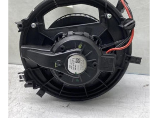 Вентилятор печки    5Q1819021H   Audi A3 S3 8V