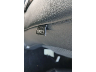 Подушка безопасности в сиденье Jaguar XE