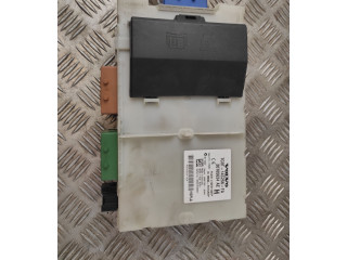 Блок предохранителей 7G9T14C256FA, 7G9T14C256FA Volvo V70