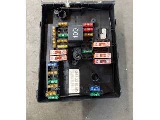 Блок предохранителей 1K0937125 Volkswagen Golf Plus