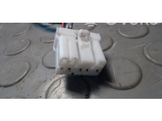 Зеркало электрическое Mazda 626 1998 - 2002 года