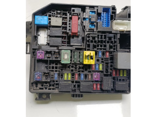 Pojistková skříňka 7594PP Mitsubishi Outlander 2014