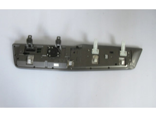 Дисплей    94013AT000   KIA Niro