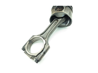 Píst A22DM Opel Antara A22DM