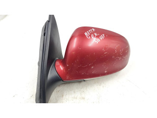 Зеркало электрическое левое Volkswagen Jetta V 2005-2010 года