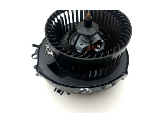 Вентилятор печки 5WC819015A Volkswagen Golf VIII