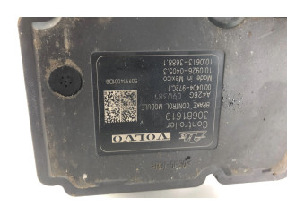 Блок АБС 30681619   Volvo  V70  2008 - 2013 года