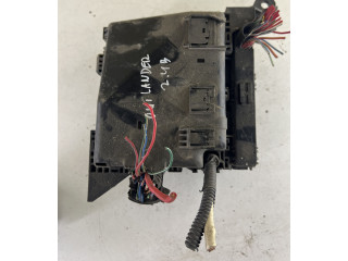 Блок предохранителей 211101368, MR515500 Mitsubishi Outlander