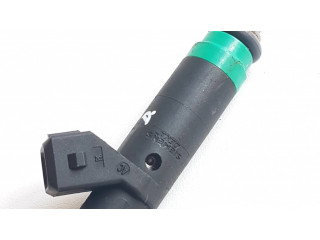 Vstřikovač 7525721, 3013B00591 BMW 7 E65 E66 pro benzínový motor 4.5