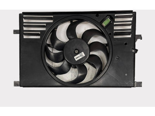 Электрический вентилятор радиаторов    52121670, 52069710   Jeep Renegade