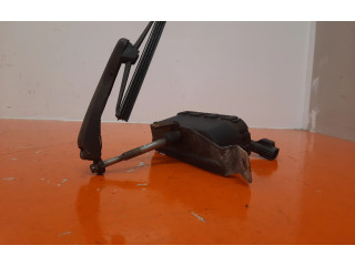 Моторчик дворников     Volvo S80