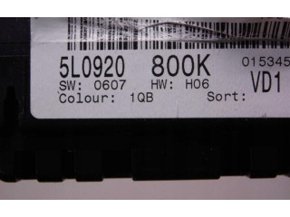 Geschwindigkeitsmesser Cockpit 5L0920800K   Skoda Yeti (5L)