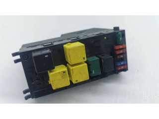 Блок предохранителей 0225455332, 0025452701   Mercedes-Benz E W210    