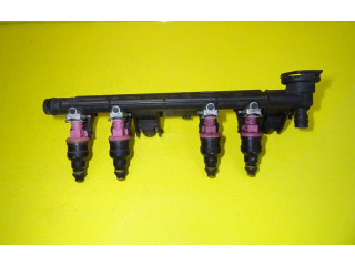 Топливная рампа 7700108667   Renault Clio II  