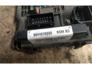 Блок предохранителей 9644038680, 9644038680 Citroen Xsara