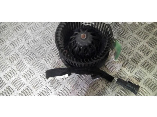 Вентилятор печки 272106020R Dacia Duster