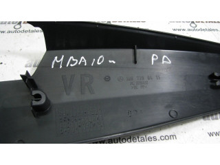 Другая деталь салона