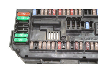 Pojistková skříňka BMW 4 F32 F33 2015