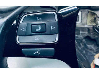 Volant Volkswagen Touareg II 2011 7P6419091G, 7P6959537