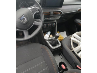 Руль Dacia Sandero III 2020 - года 484004420R