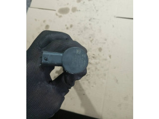 Топливная рампа 30757146, 005916L3   Volvo V70   для двигателя D5244T4