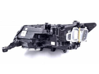 Передняя фара  