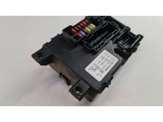 Блок предохранителей 00517954300, 28070023 Fiat Grande Punto