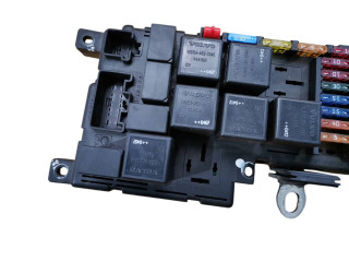Блок предохранителей 8678449, 518826011   Volvo S60    