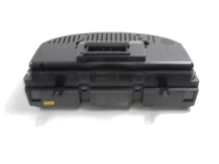 Панель приборов    Volkswagen PASSAT B6       