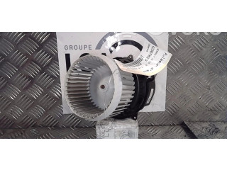 Вентилятор печки    272104788R   Renault Clio V