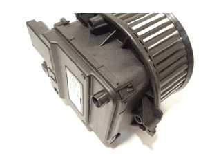 Вентилятор печки    4M1820021B   Audi Q5 SQ5