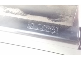   Pojistková skříňka 68832C, P04707785AB   Chrysler Voyager 1997