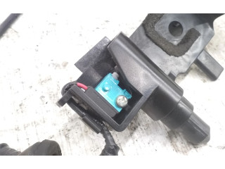 Датчик открытия / закрытия двери (крыло)     Mitsubishi Outlander 2013 - 2021 года