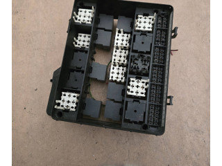 Pojistková skříňka BMW 5 E34 1992