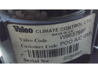 Вентилятор печки 653723P, W963798F Opel Vectra B