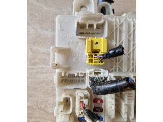 Pojistková skříňka Toyota Hilux (AN10, AN20, AN30) 2010