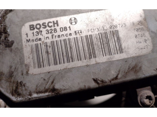 Вентилятор радиатора 8649634, 30680547 Volvo S60