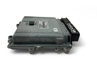 Блок управления двигателем Блок управления 31392982, 0281030782   Volvo V70