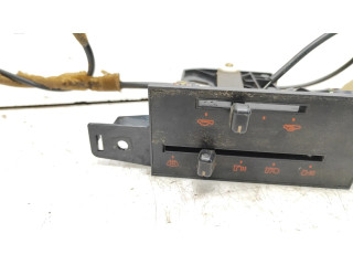 Блок управления климат-контролем 63113036   Mazda B series UF