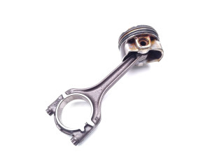  Поршень с шатуном CJZC CJZC  Skoda Fabia Mk3 (NJ)  