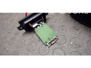 Вентилятор радиатора     7701067982    Renault Twingo II 