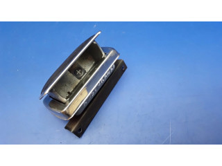 Задняя пепельница