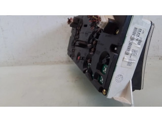 Přístrojová deska Nissan Almera Tino 2001