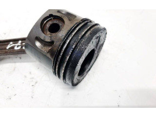 Поршень с шатуном Volkswagen Golf III