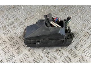 Блок предохранителей 82231SA500, MB500100B Subaru Forester SG